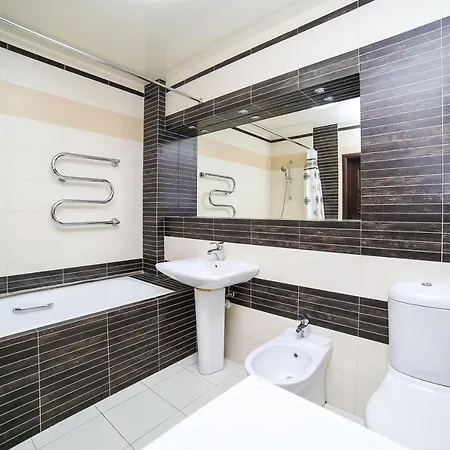 Apartment Позитивненькая Квартирка